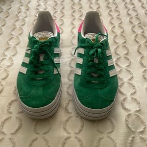 Adidas Gazelle size 5.5